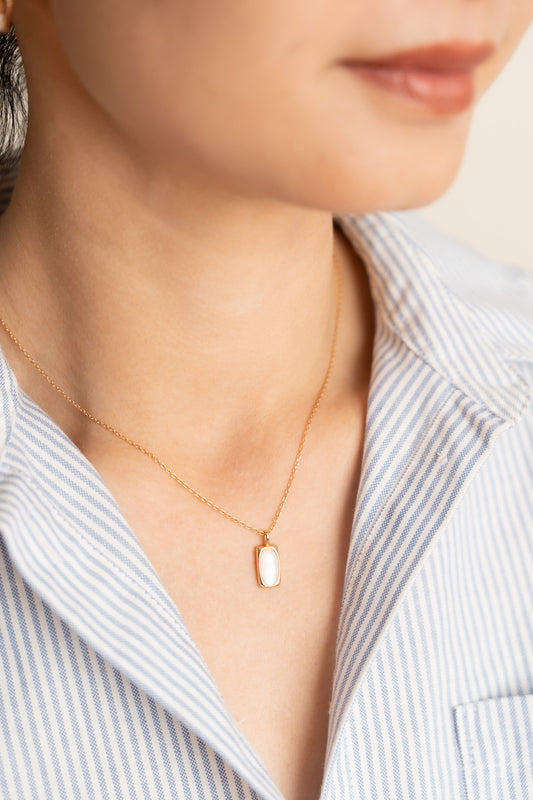 Shell Rose Gold Pendant Necklace